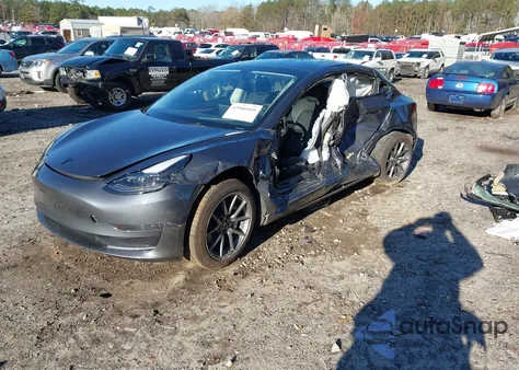 2023 Tesla Model 3 Rear-Wheel Drive z USA, uszkodzony, nr VIN 5YJ3E1EA1PF705021
